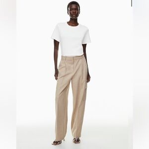 Aritzia Babaton Heather Oat Beige Spotlight Cargo Pant, Size 4
